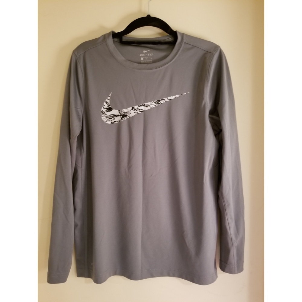 Nike Dry Fit Youth Boys Long Sleeved tee